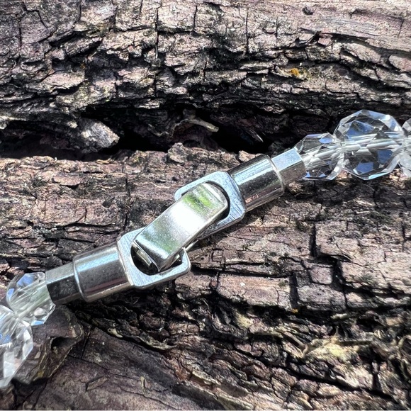 Vintage Cut Crystal Necklace & Bracelet Set – Elegant Retro Jewelry - Picture 10 of 11